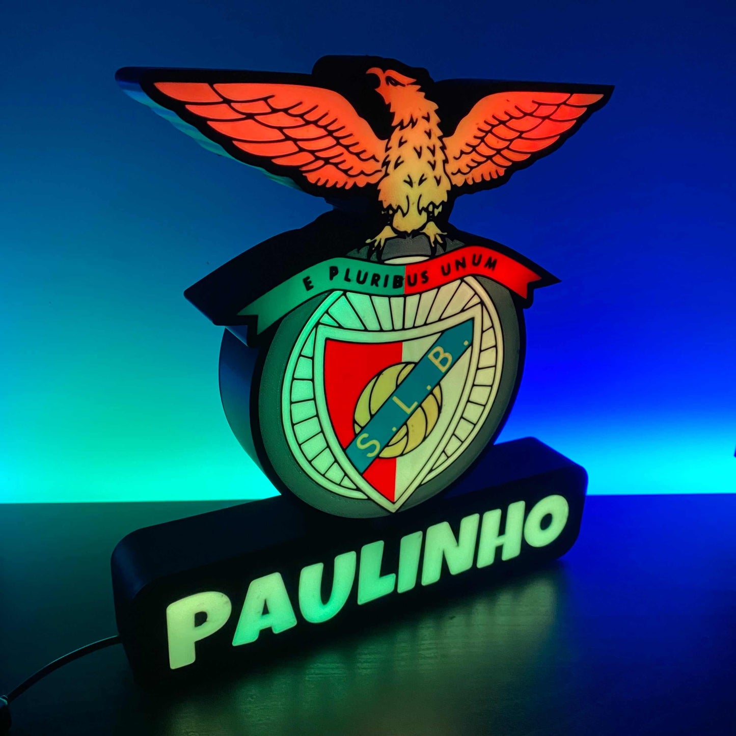 Custom SL Benfica lamp with glowing name